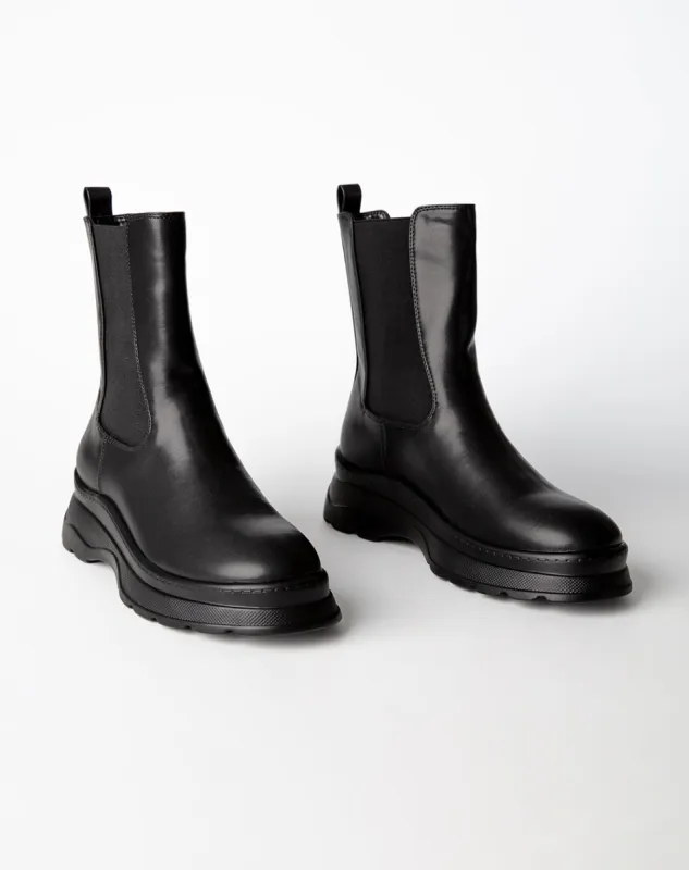 Botas caña baja negras sold by Gef