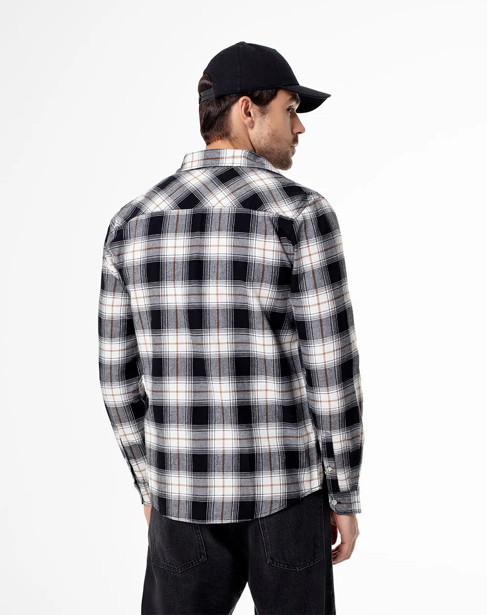 Camisa slim fit manga larga negra con cuadros sold by Gef product image thumbnail 2