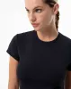 Camiseta deportiva mujer ajustada y secado rápido negra sold by Gef