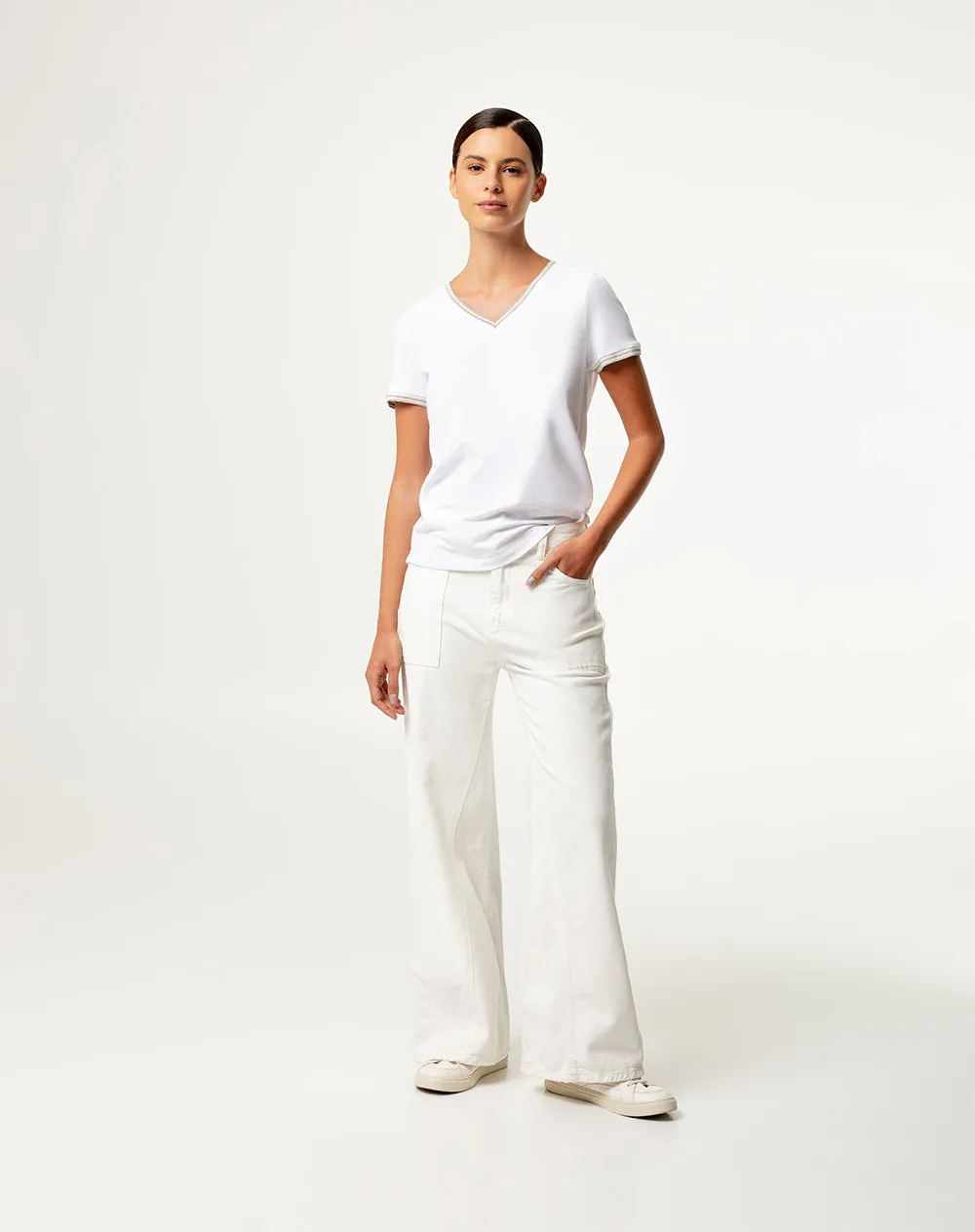 Camiseta regular fit manga corta blanca sold by Gef product image thumbnail 4