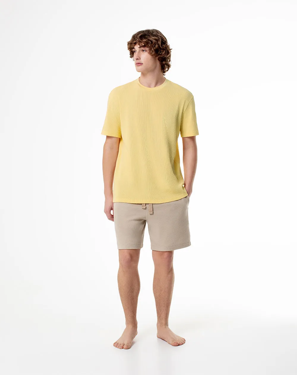 Camiseta oversized fit manga corta amarilla sold by Gef product image thumbnail 4