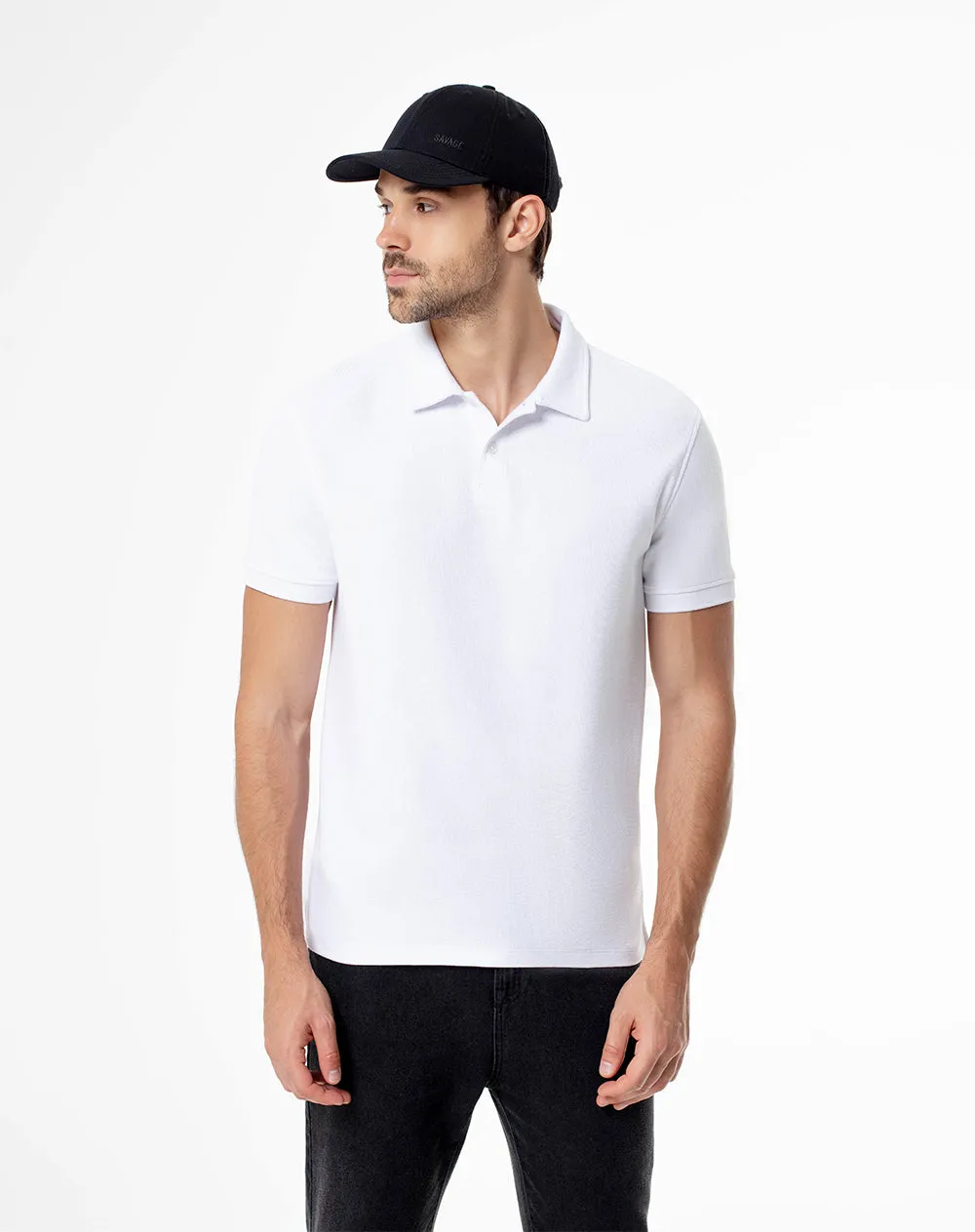 Polo regular fit blanca sold by Gef