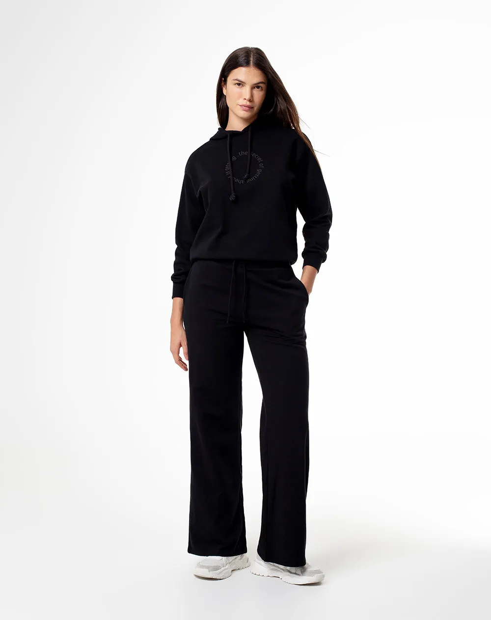 Pantalón relax tiro medio algodón negro mujer sold by Gef