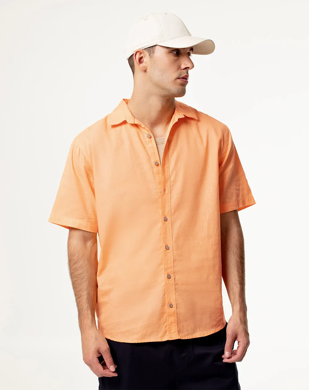 Camisa regular fit manga corta naranja sold by Gef
