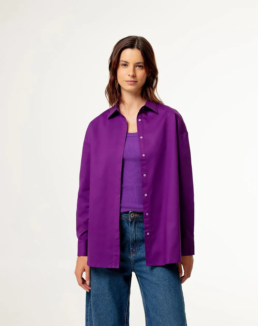 Camisa oversized fit manga larga morada sold by Gef