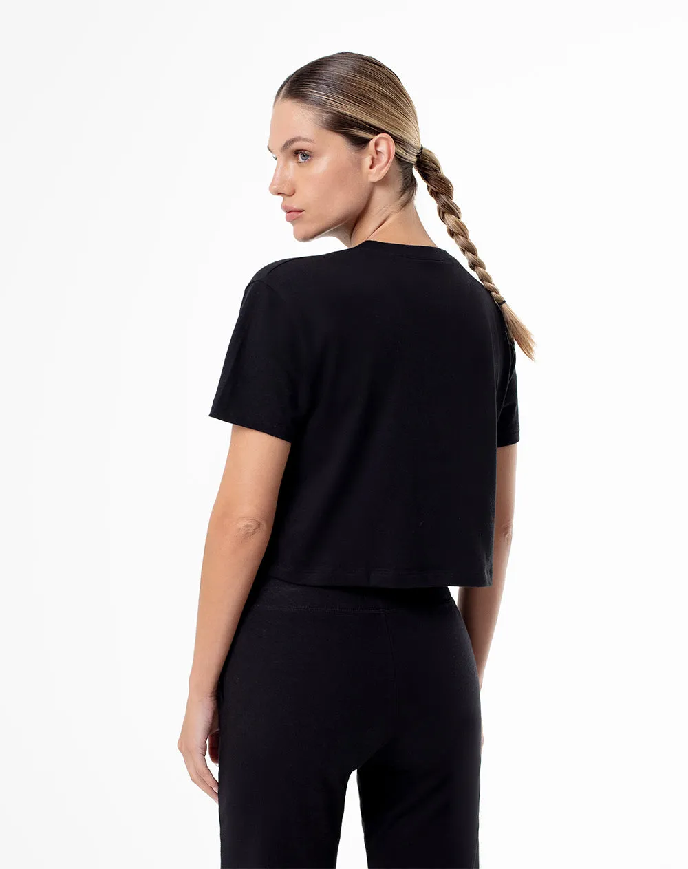 Camiseta crop regular algodón negra mujer sold by Gef product image thumbnail 2