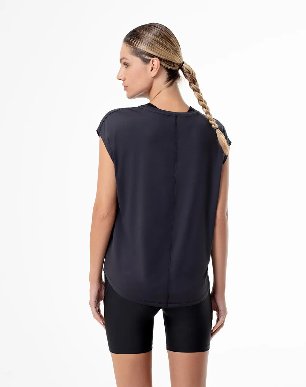 Camiseta deportiva secado rápido negra mujer sold by Gef product image thumbnail 2