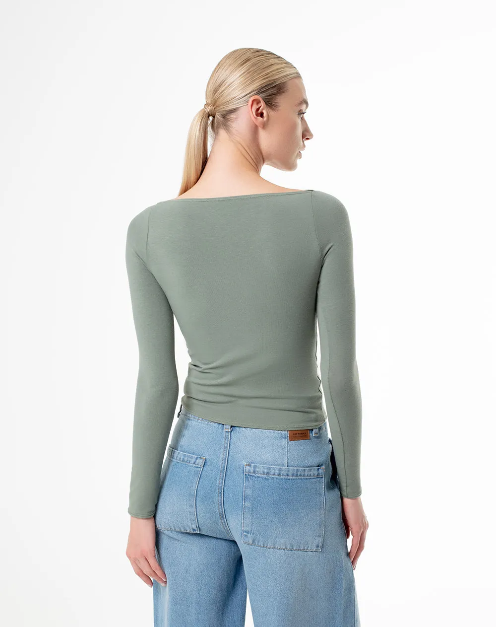 Camiseta fitted fit manga larga verde sold by Gef product image thumbnail 2