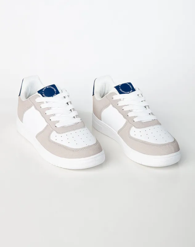 Tenis multicolor sold by Gef
