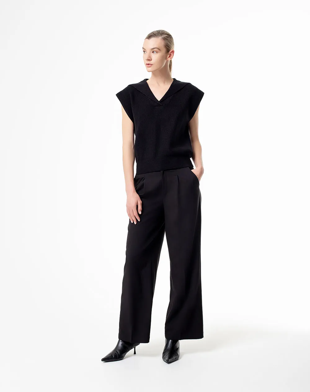Chaleco oversize tejido negro mujer sold by Gef product image thumbnail 4
