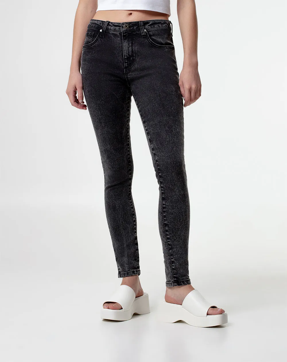 Jean skinny fit tiro medio denim negro sold by Gef product image thumbnail 3