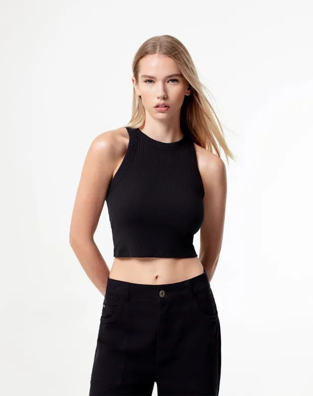 Camiseta cropped fit negra sold by Gef