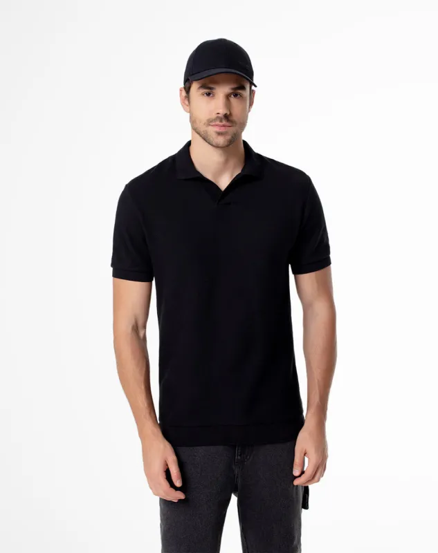 Polo regular fit negra sold by Gef