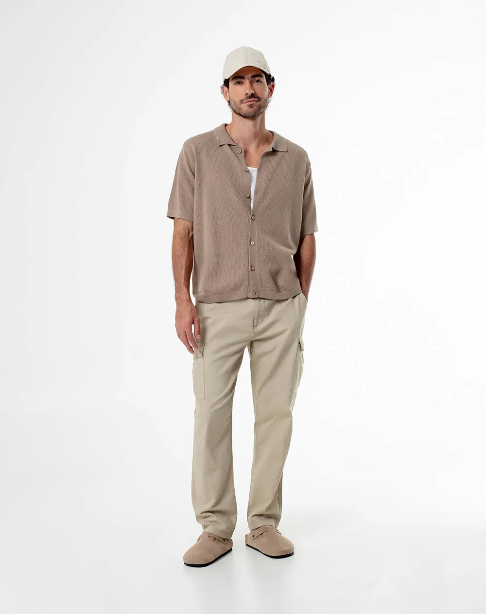 Cargo regular fit tiro medio habano sold by Gef