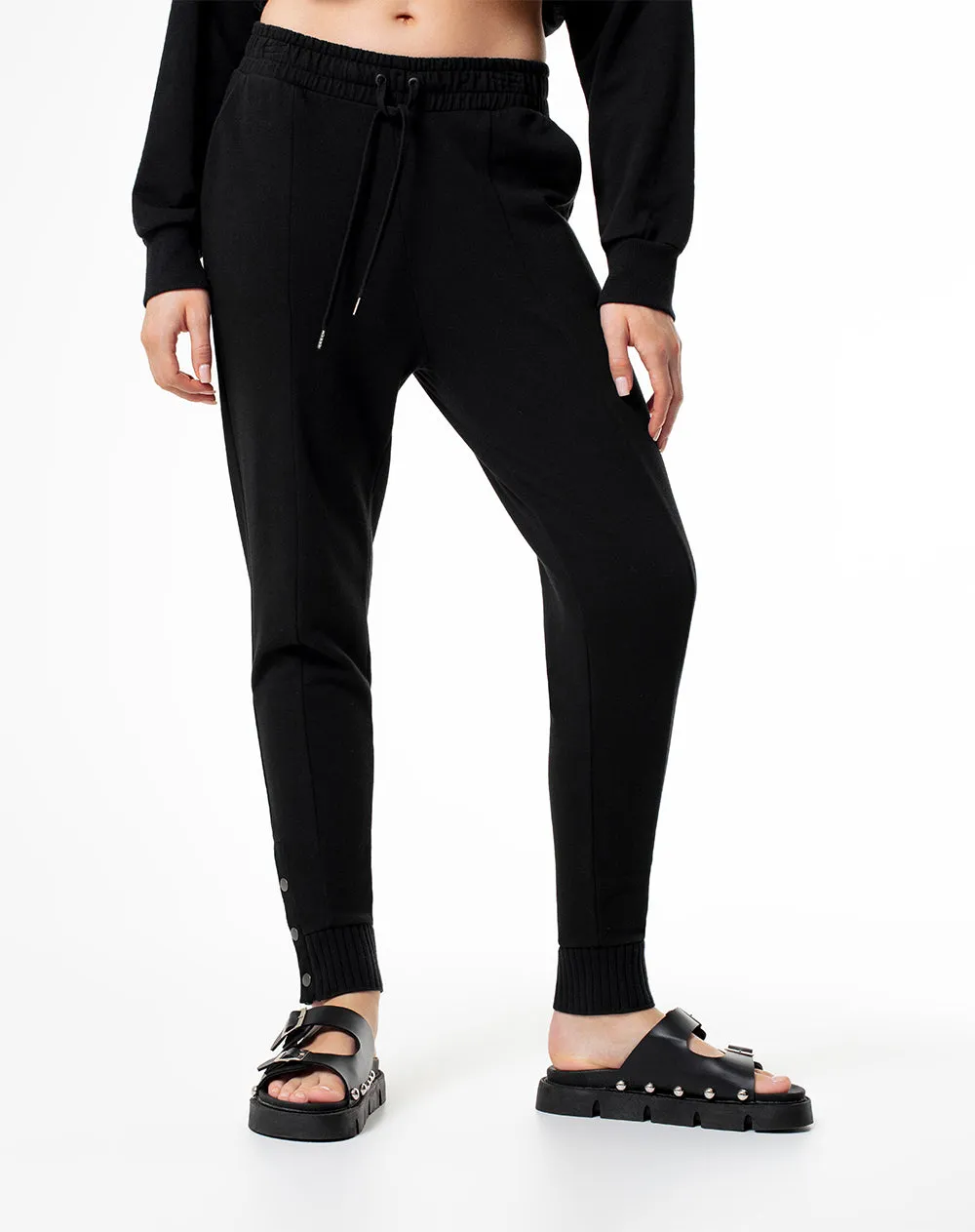 Jogger tiro medio algodón negro mujer sold by Gef product image thumbnail 3