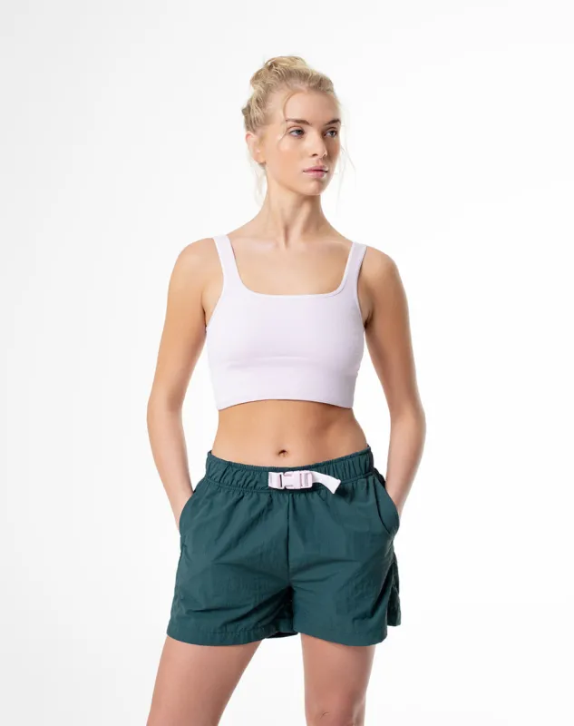 Short deportivo secado rápido verde para mujer sold by Gef