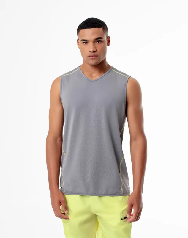 Camiseta regular fit gris bloques sold by Gef