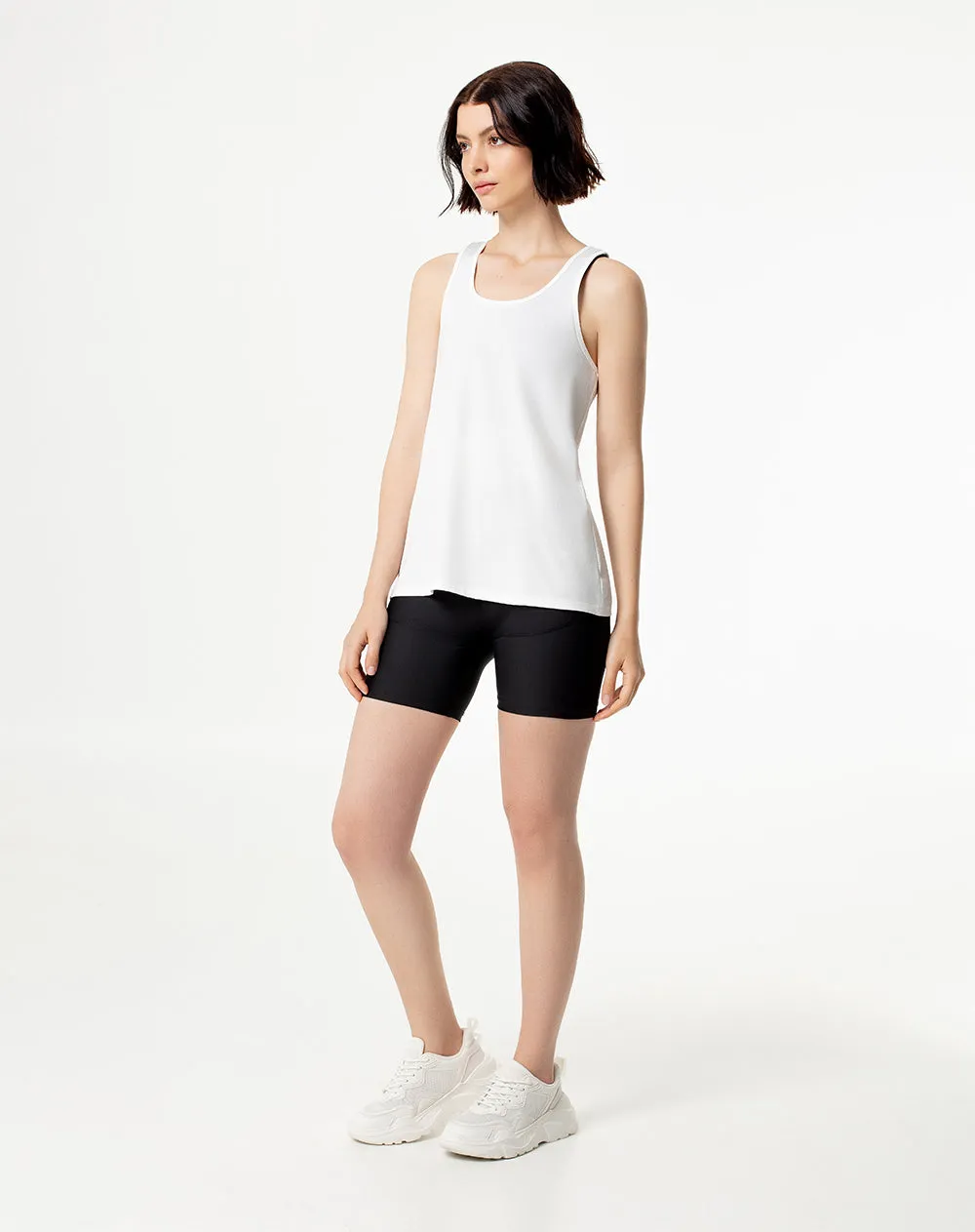 Camiseta regular fit blanca sold by Gef product image thumbnail 4