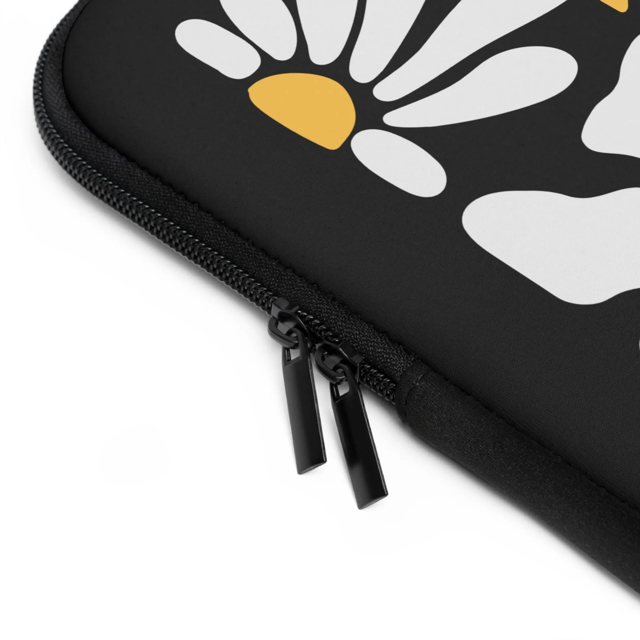 Daisy Laptop Sleeve sold by Rose Blush Studio product image thumbnail 5