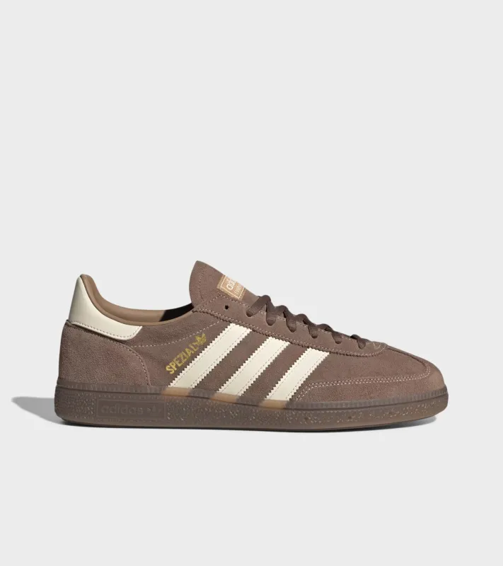 Handball Spezial Earth Strata/Wonder White sold by Dr. Adams