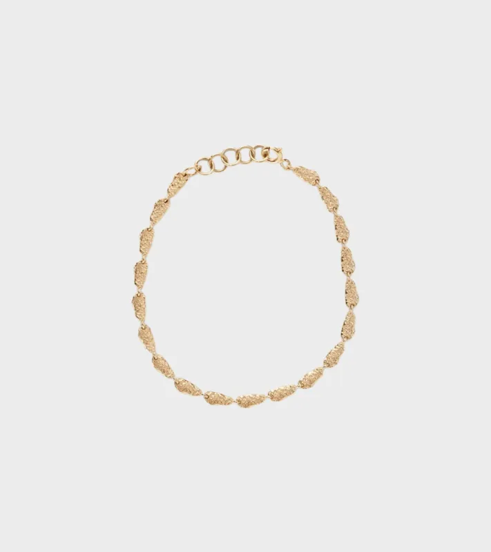 Margrethe Bracelet Gold made by Dr. Adams