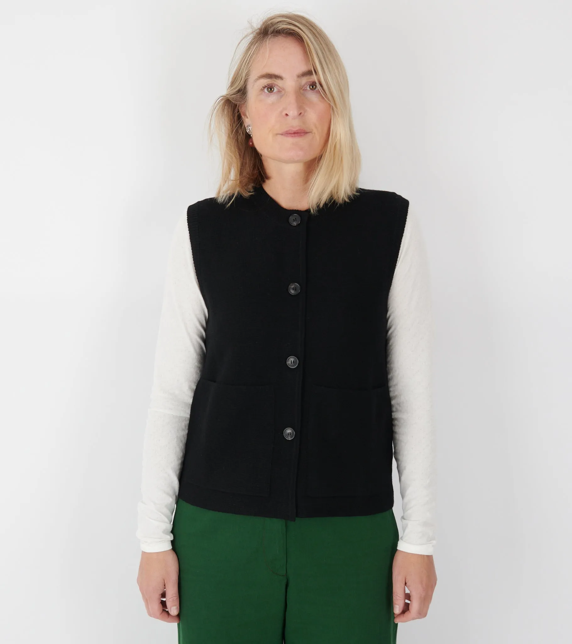 Elva Vest Black sold by Dr. Adams product image thumbnail 2