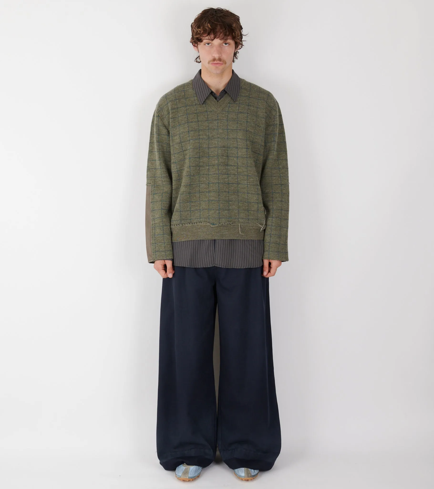 Wool V-neck Militery Green sold by Dr. Adams product image thumbnail 2