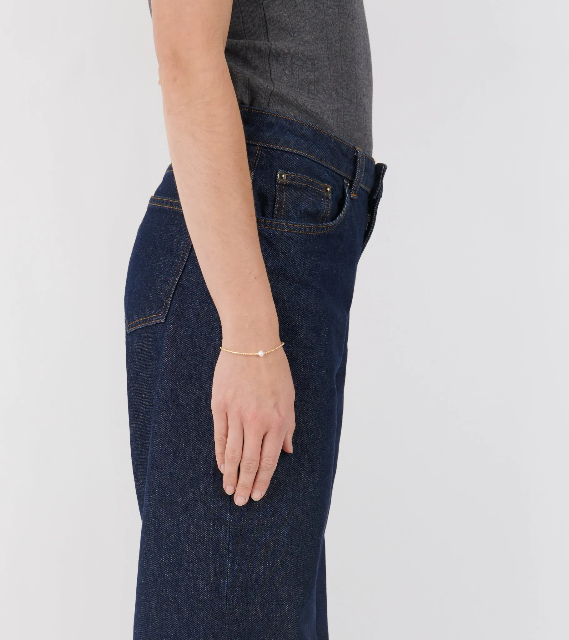 Pearly Bracelet Gold sold by Dr. Adams product image thumbnail 2