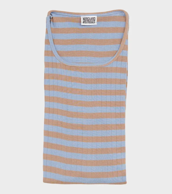 101 Rib Camel/Light Blue sold by Dr. Adams