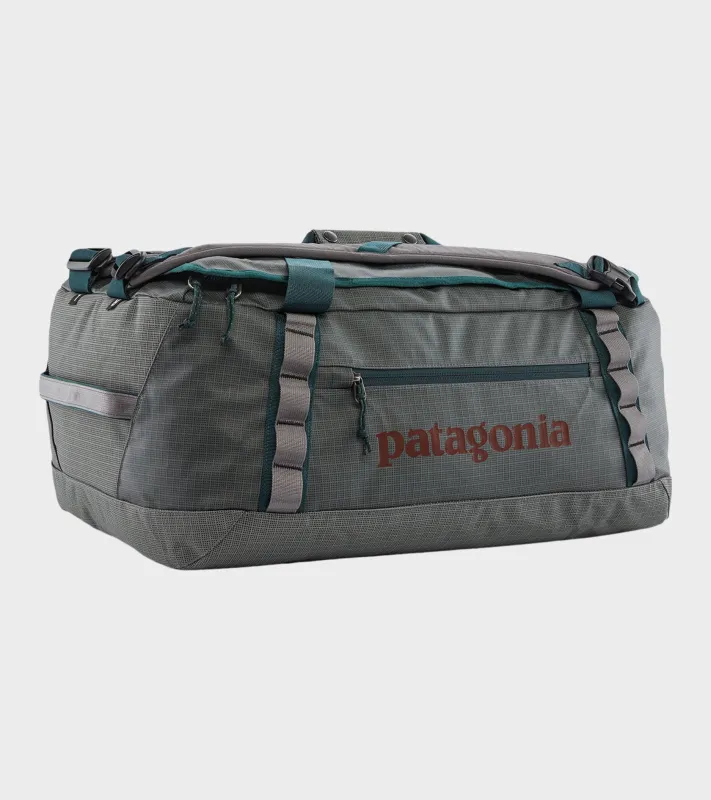 Black Hole Duffel 40L Noble Grey made by Patagonia
