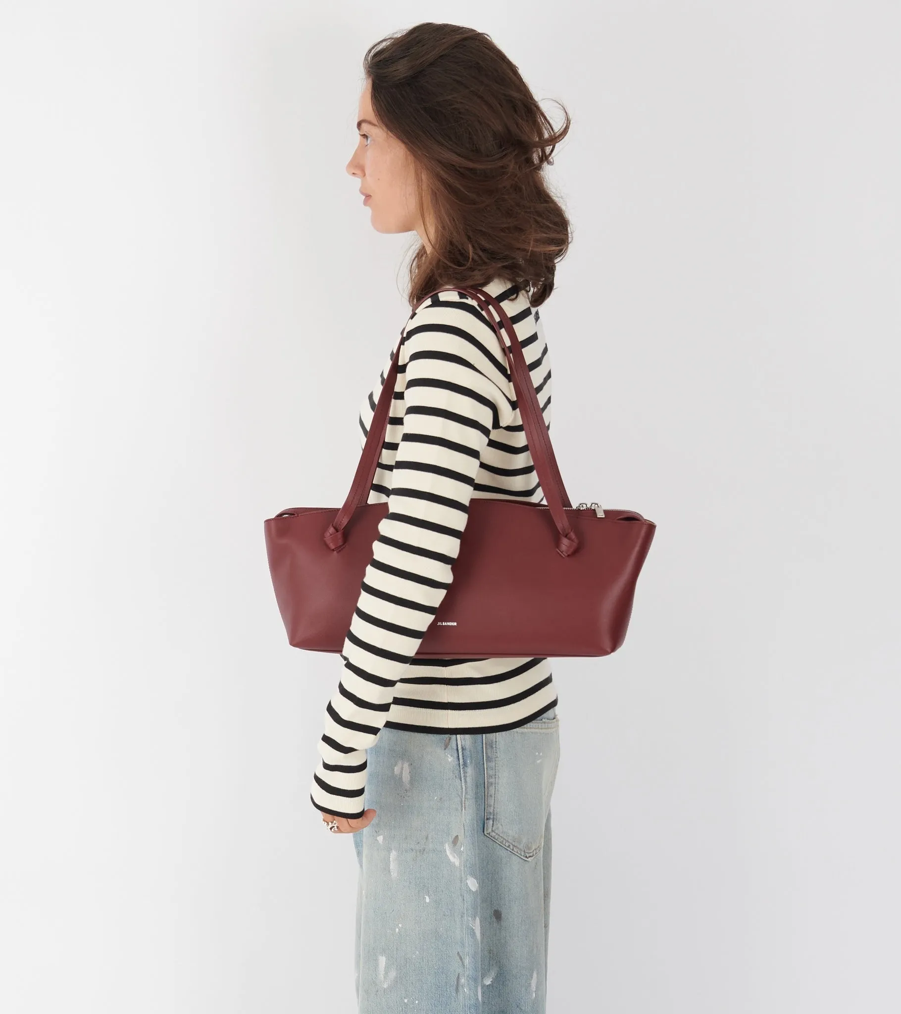 Knot Shoulder Bag Chili Red sold by Dr. Adams product image thumbnail 2