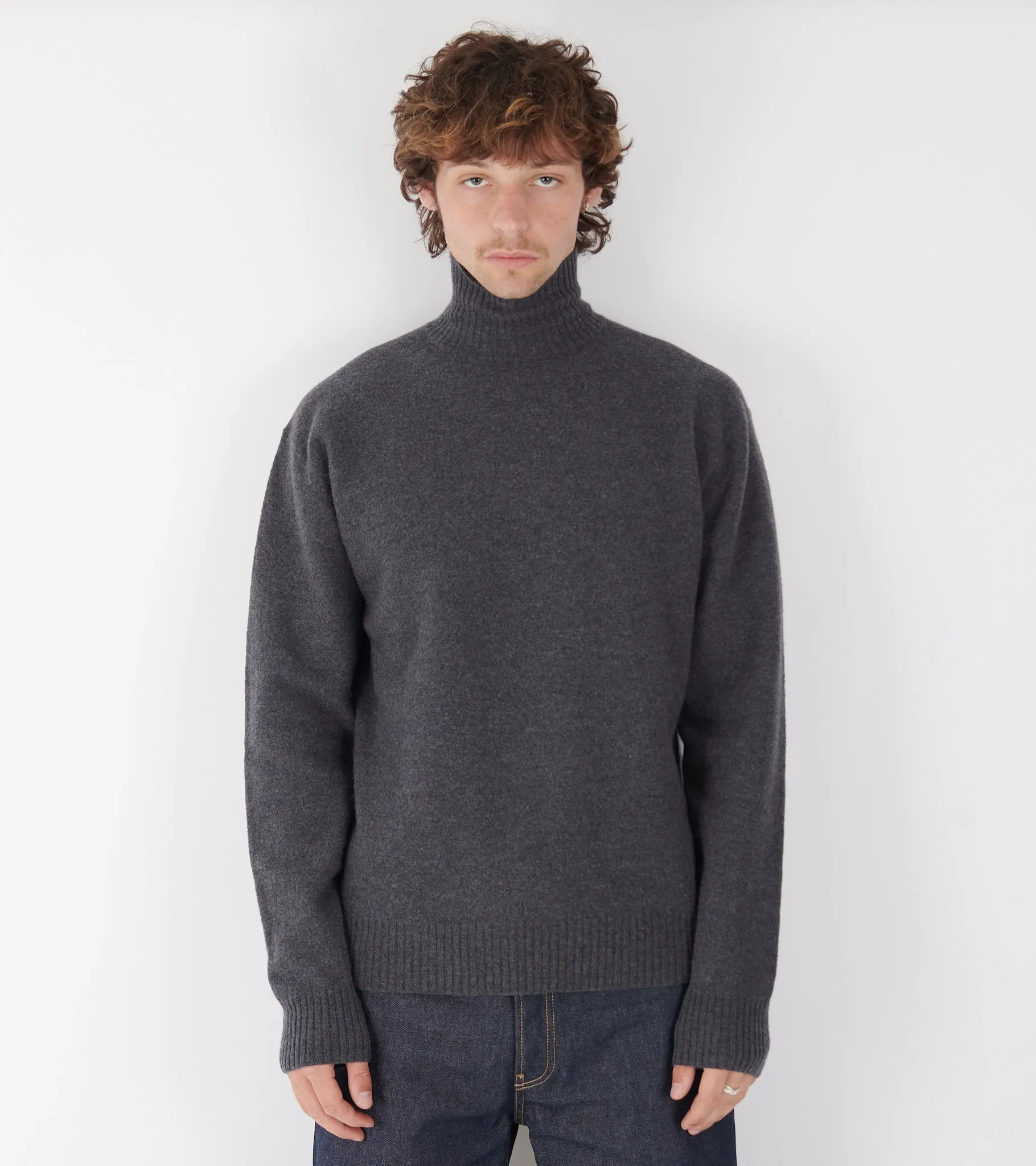 Long-sleeved Turtleneck Jumper Grey sold by Dr. Adams product image thumbnail 4