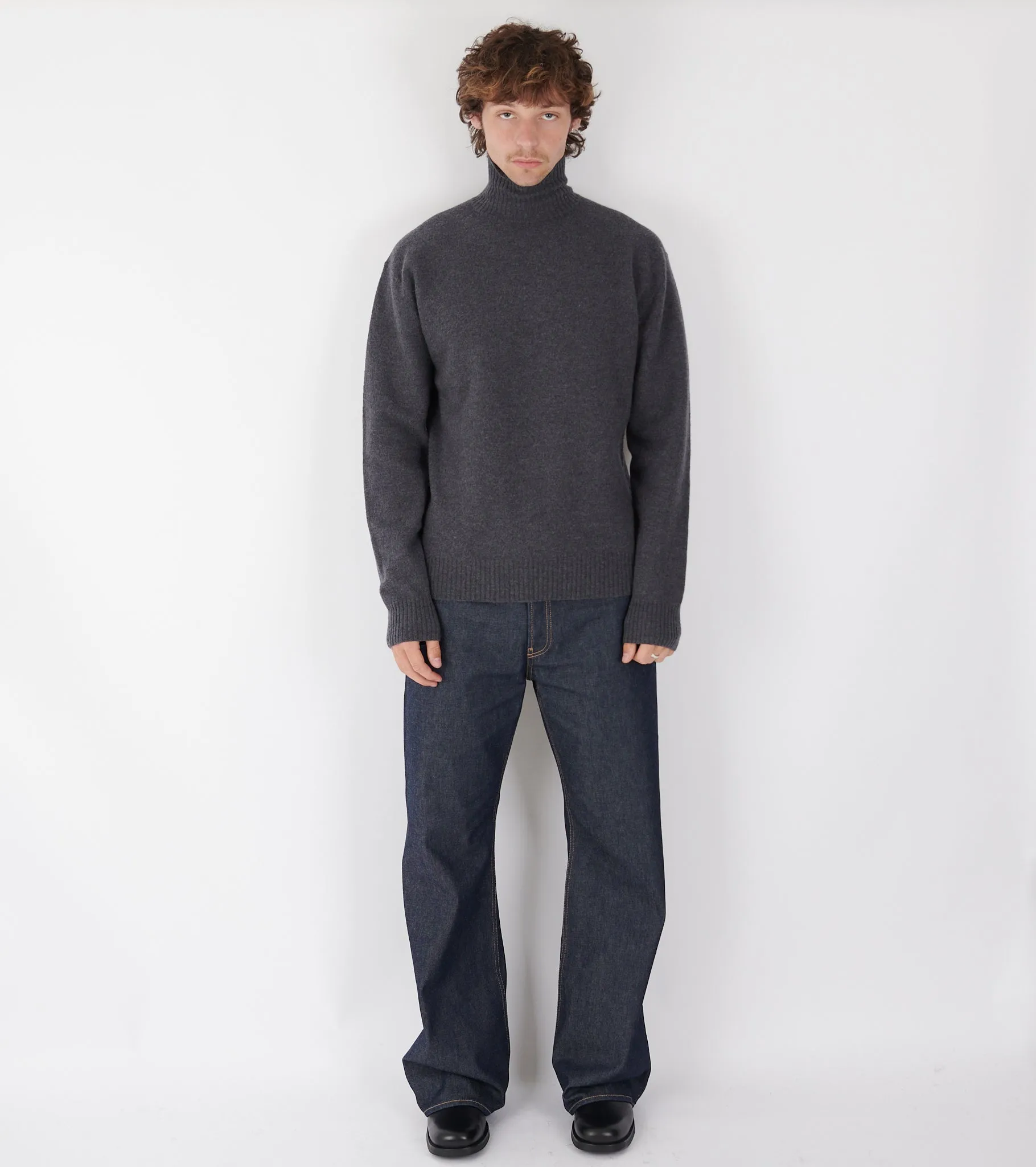 Long-sleeved Turtleneck Jumper Grey sold by Dr. Adams product image thumbnail 3