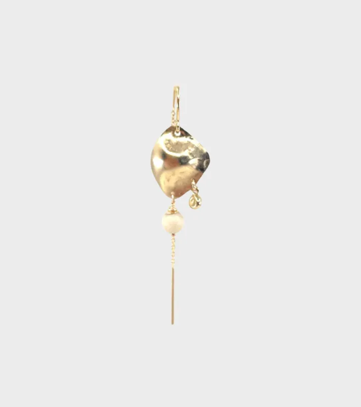 Jodhi Earring Cream Riverstone made by Dr. Adams