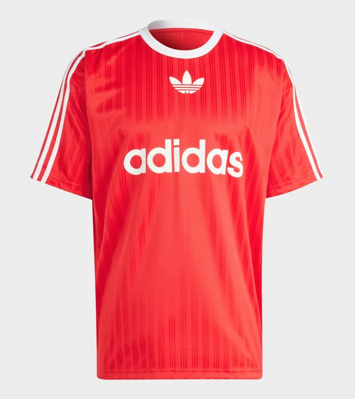 Adicolor Poly Tee Better Scarlet/White made by Adidas