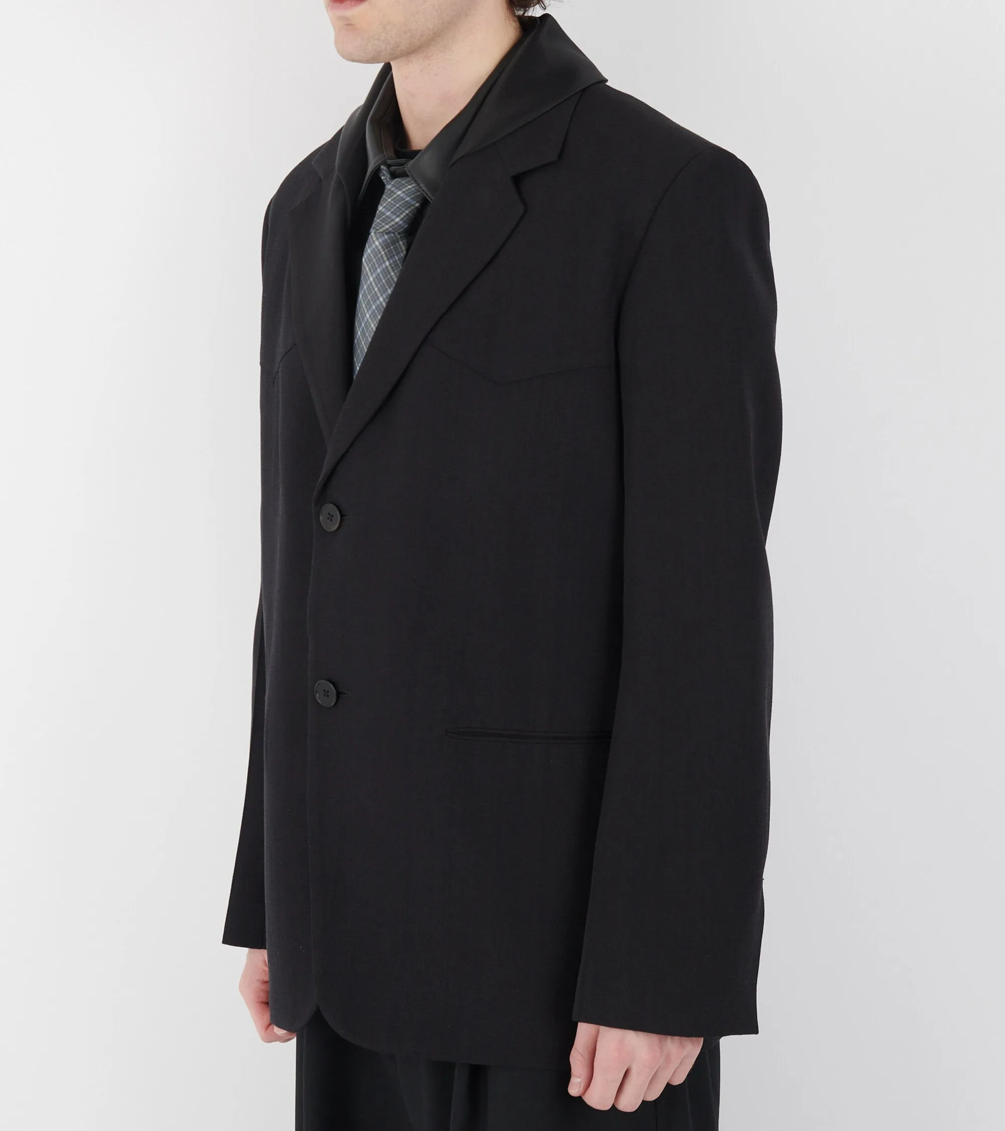 Fluid Silk Blazer Midnight sold by Dr. Adams product image thumbnail 4