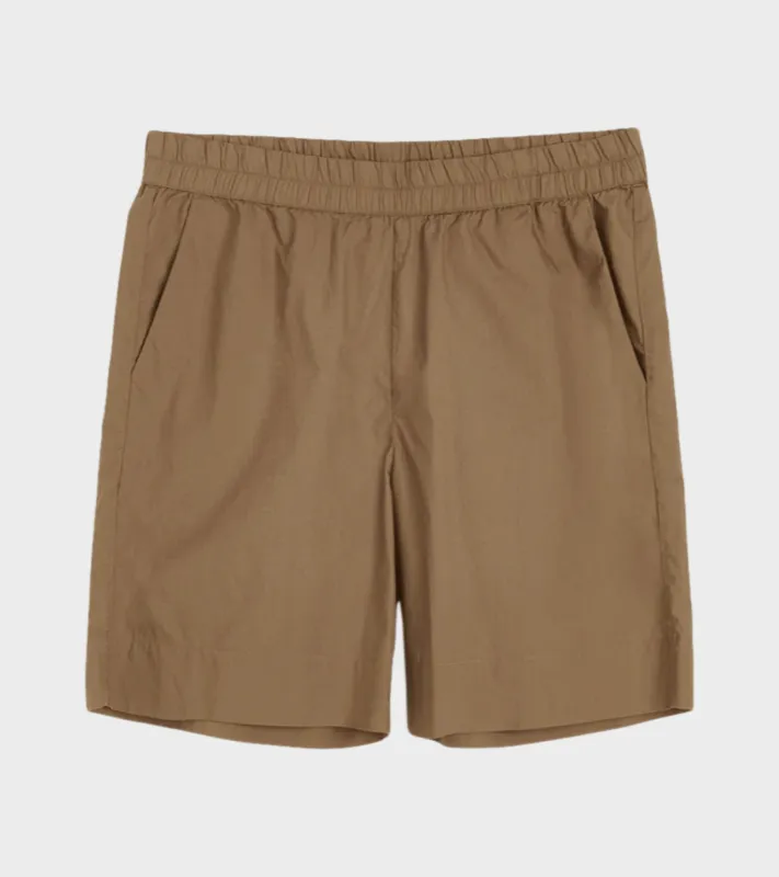 Shorts Long Portobello sold by Dr. Adams