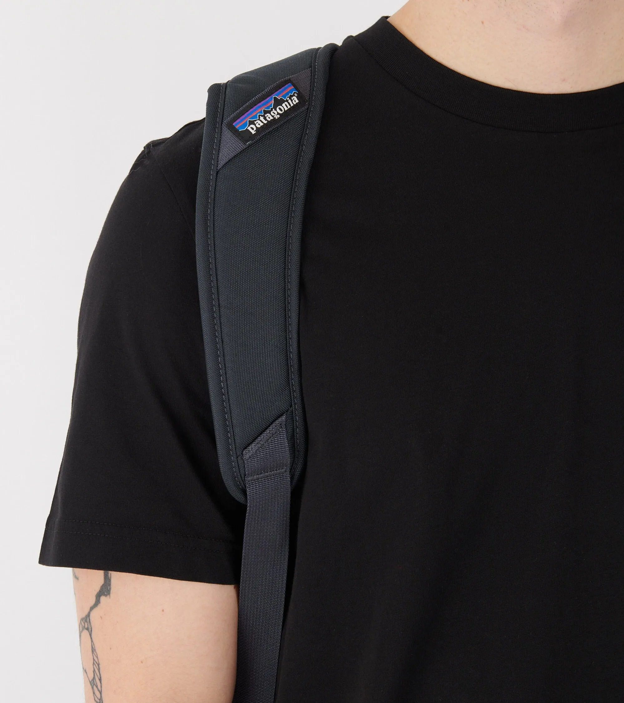 Black Hole Duffel 40L Smolder Blue sold by Dr. Adams product image thumbnail 3