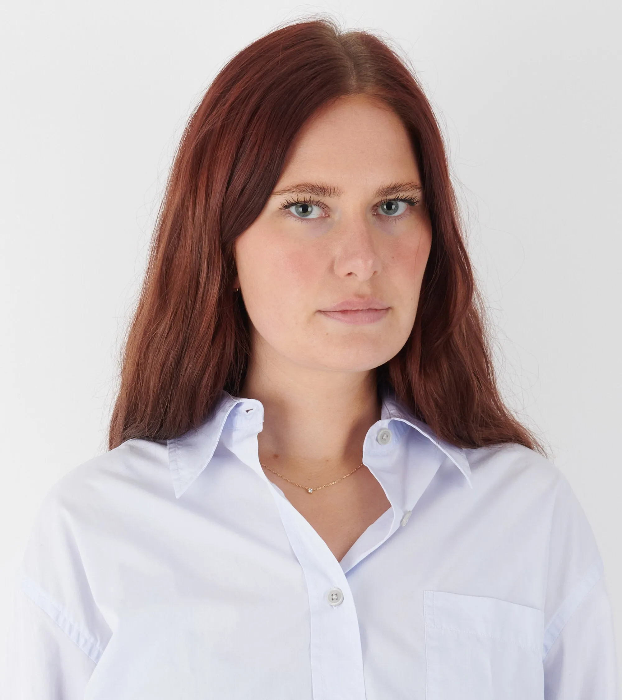 Oda Floating Necklace Gold sold by Dr. Adams product image thumbnail 2