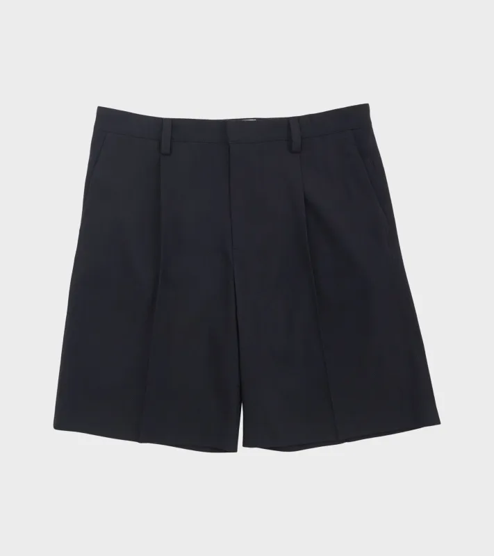Day Shorts Scuro Midnight made by Berner Kuhl