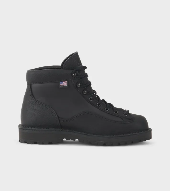 X Snow Peak Boots Black sold by Dr. Adams