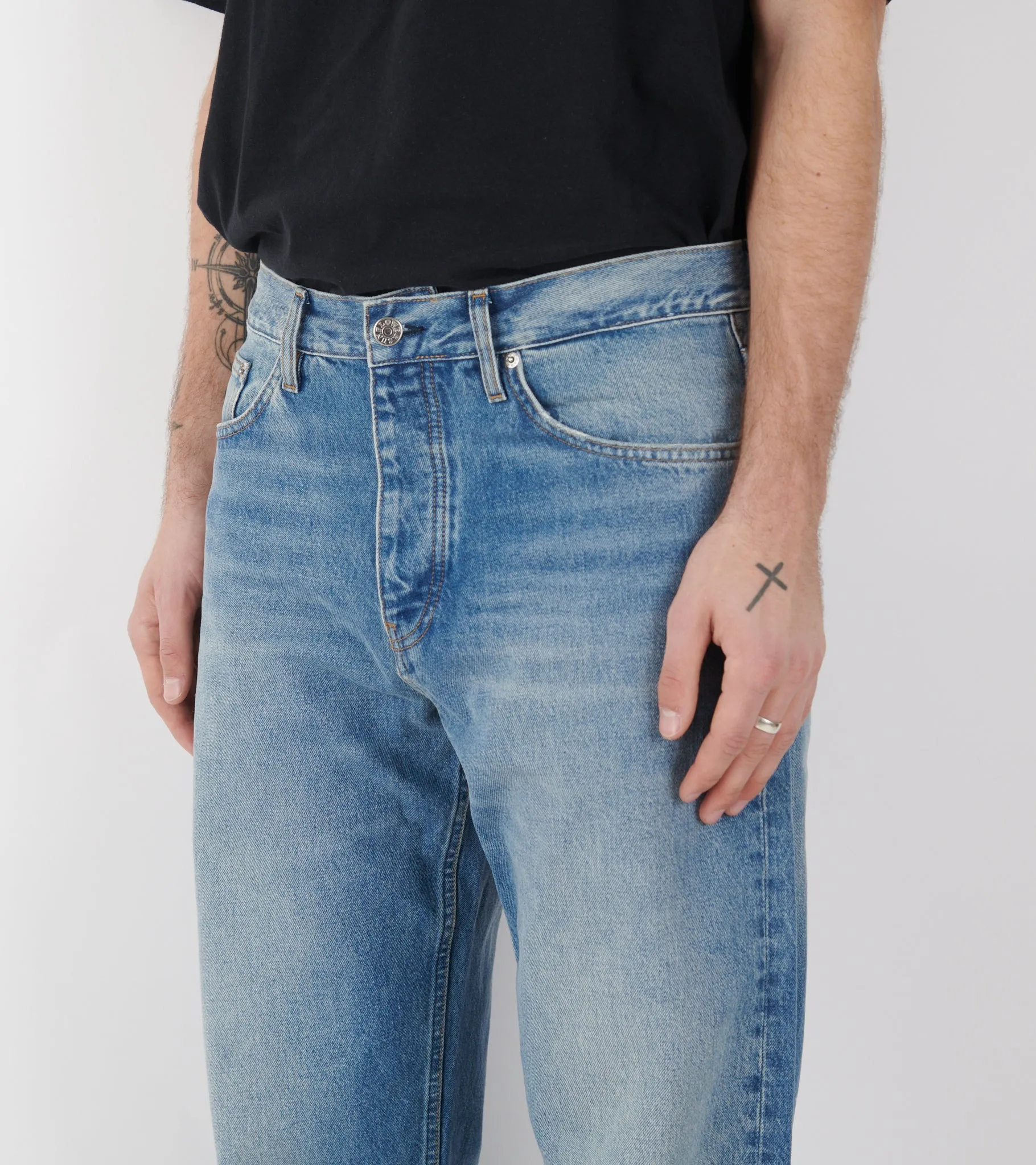 Loose Jeans Natural Vintage sold by Dr. Adams product image thumbnail 4