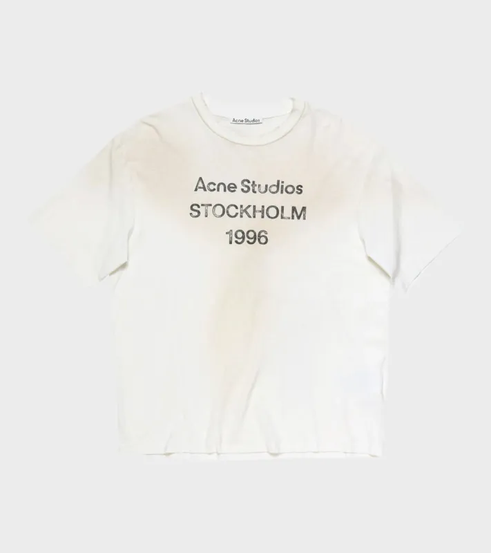 Logo T-shirt Dusty White sold by Dr. Adams