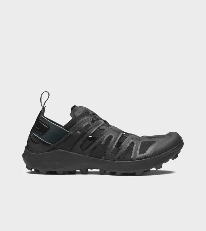 Udara Advanced Black/Black made by Salomon
