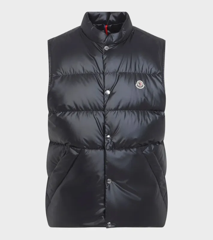 Restigo Vest Black made by Moncler