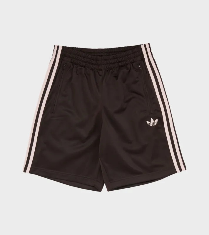 Firebird Shorts Aurora Coffee/Sandy Pink made by Adidas