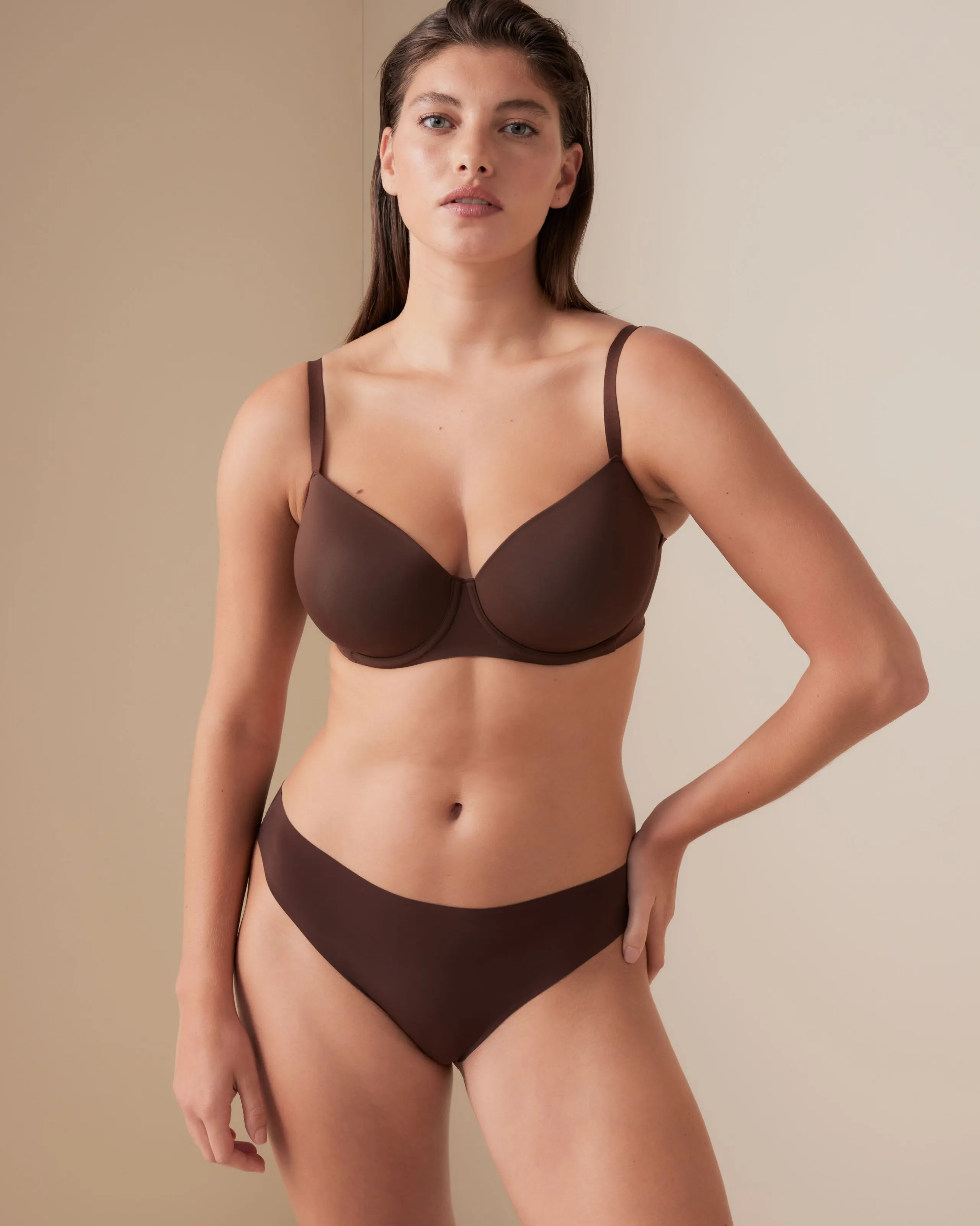 Invisibles Smooth Full Cup Balconette Lined Bra sold by Léays product image thumbnail 3
