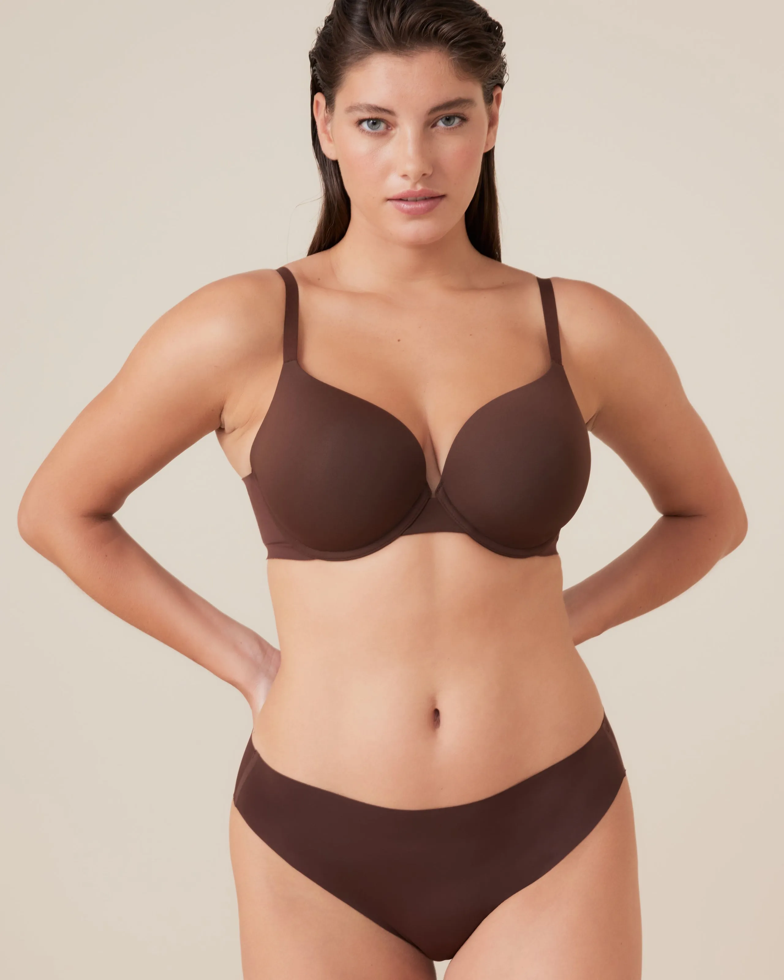Invisibles Smooth Bikini sold by Léays product image thumbnail 5