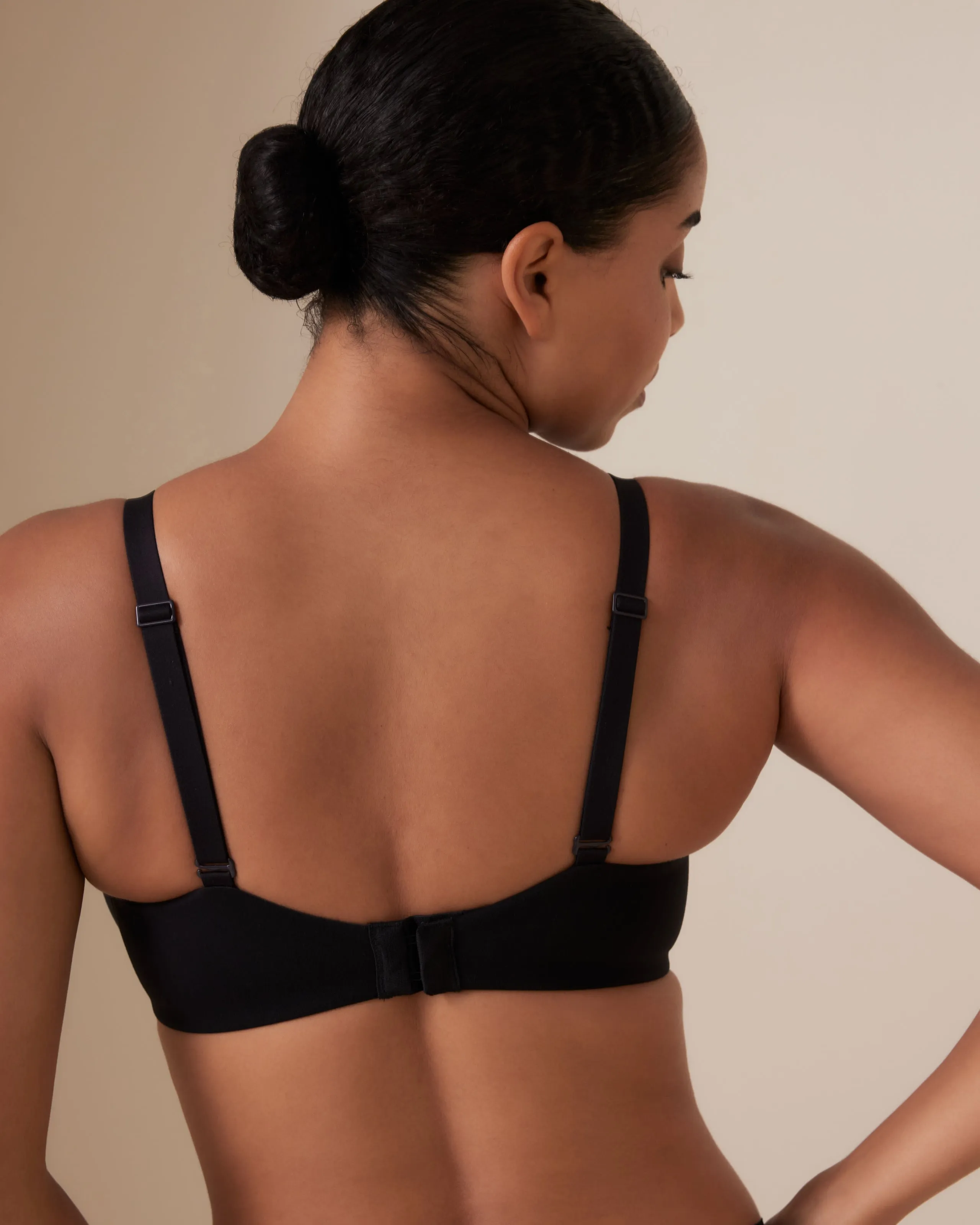 Essentials Full Cup T-shirt Bra sold by Léays product image thumbnail 3