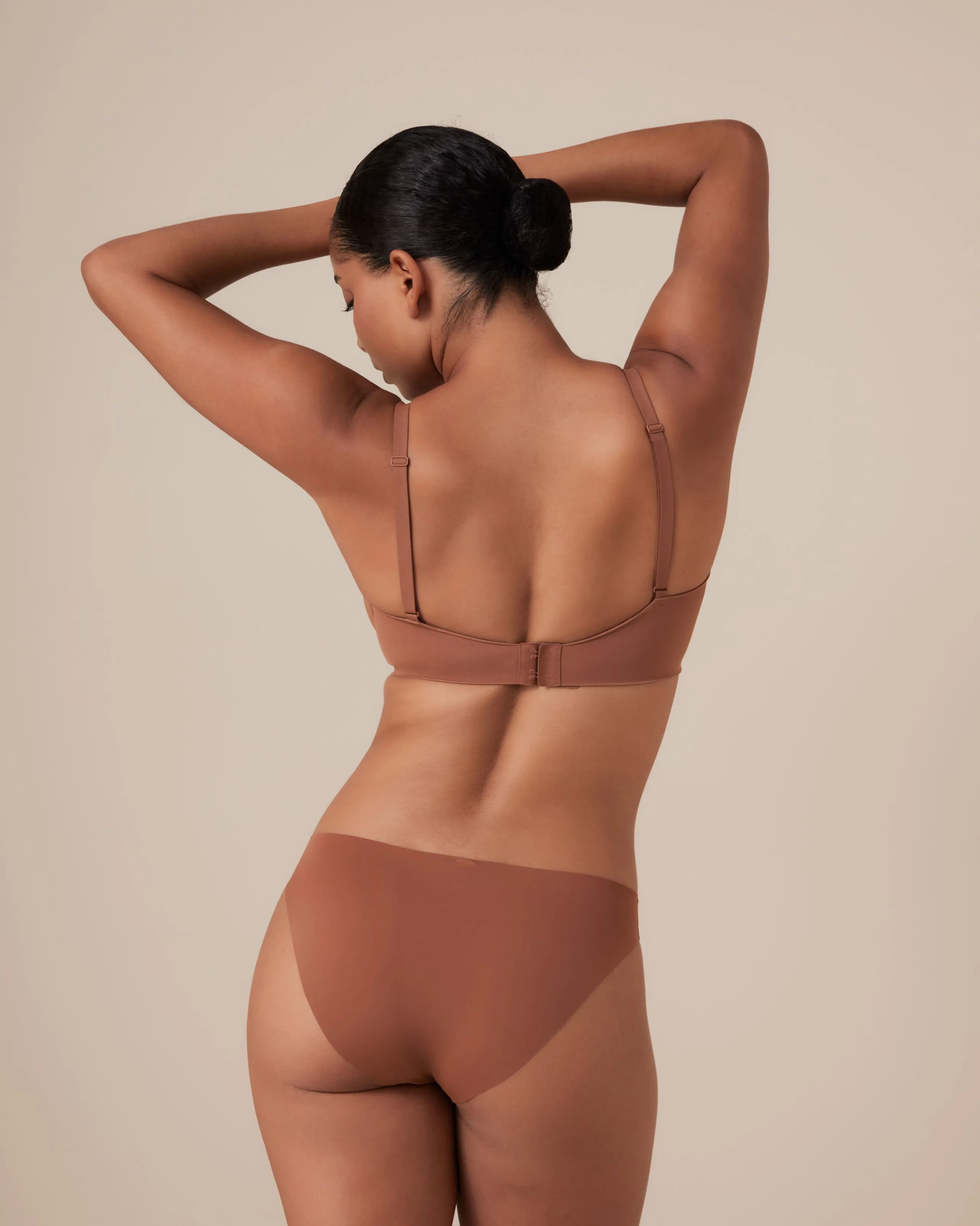 Invisibles Smooth Full Cup Demi Unlined Bra sold by Léays product image thumbnail 2